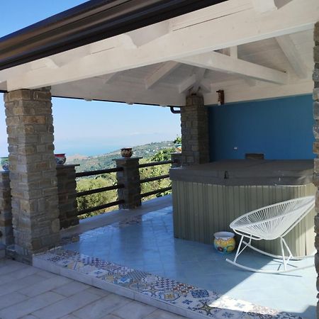 Casa Vacanze Villa La Gatta Vatolla Exterior photo